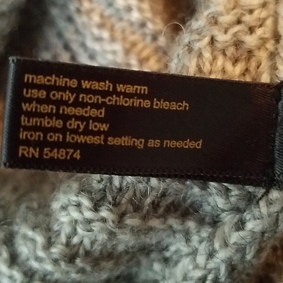 Outback Red Gray Color block Long sleeve Sweater - Picture 6 of 6